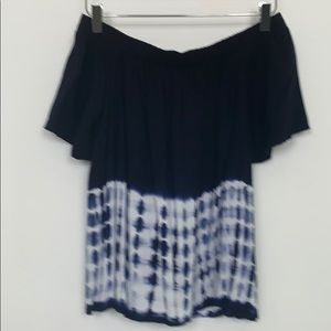 NWT Abree off the shoulders crop top size Lg blue